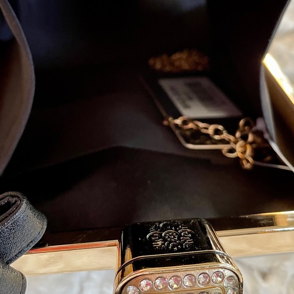 Retro Design Hand Tote w/Shoulder Chain - Picture 10 of 10